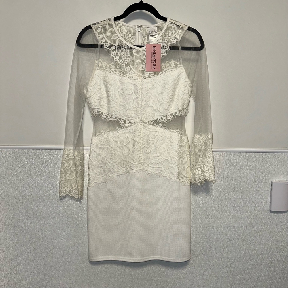 NWT NEW Wedding Women Carolina Dress, Size L, White lace short long sleeve party - Picture 11 of 16